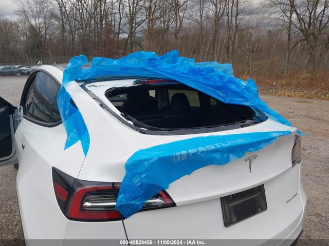 2023 TESLA MODEL Y 7SAYGDEE1PA173984 Photo 5