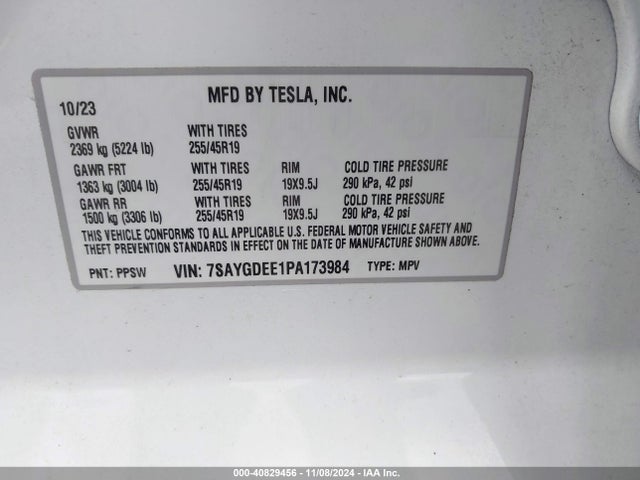 2023 TESLA MODEL Y 7SAYGDEE1PA173984 Photo 8