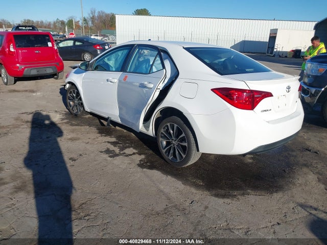 Toyota COROLLA SE 2017 2T1BURHE9HC883373 Image 3