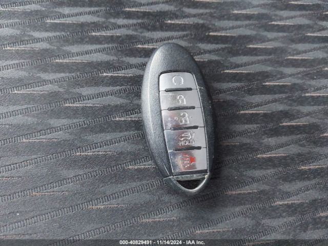 KNMAT2MVXJP590309 Nissan ROGUE SV