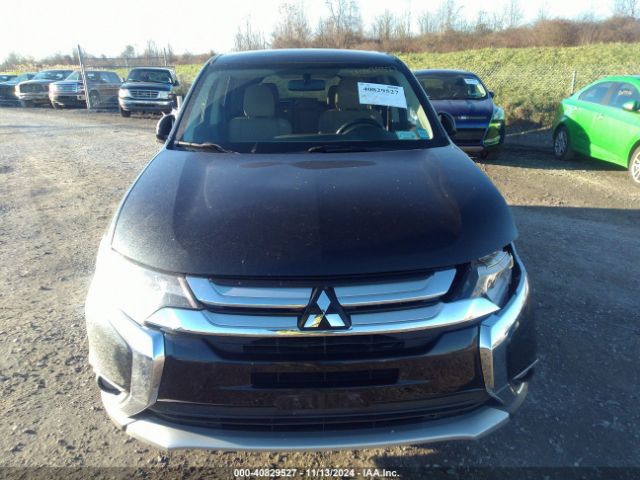 JA4AZ3A31HZ003477 Mitsubishi Outlander Se