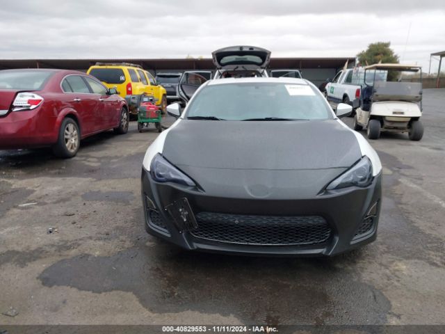 JF1ZNAA11G9704421 Scion FR-S