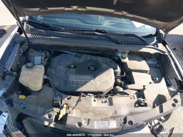 5LMCJ2C97GUJ20325 Lincoln MKC SELECT