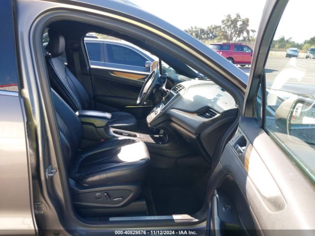 5LMCJ2C97GUJ20325 Lincoln MKC SELECT