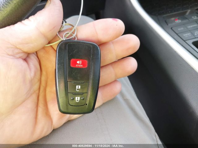 2T3P1RFV1MC190557 Toyota Rav4 Xle