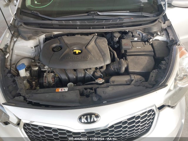 KIA FORTE LX 2016 KNAFK4A6XG5549388 Image 10