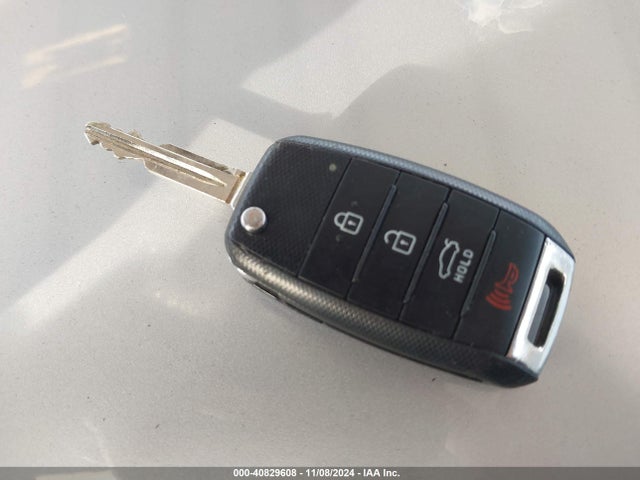 KIA FORTE LX 2016 KNAFK4A6XG5549388 Image 11