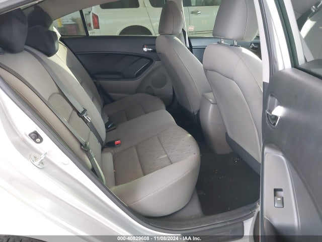 KIA FORTE LX 2016 KNAFK4A6XG5549388 Image 8
