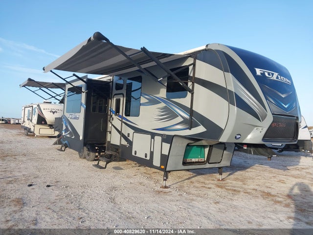 40829620 :رقم المزاد ، 4YDF37126FF810844 vin ، 2015 Keystone 38ft مزاد بيع