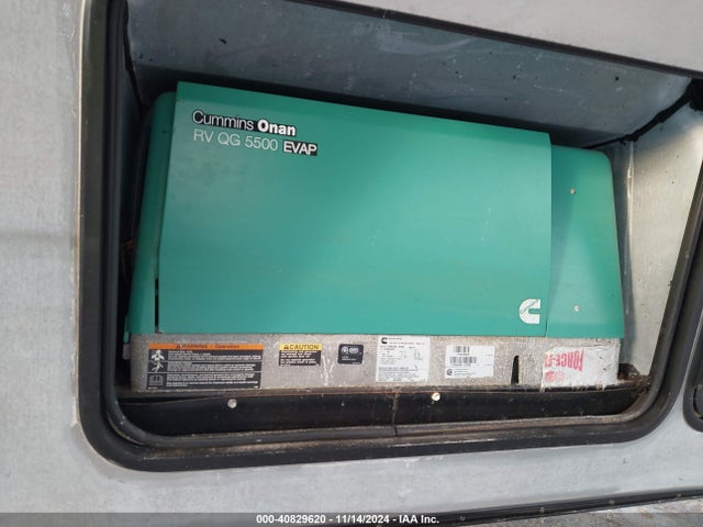 40829620 :رقم المزاد ، 4YDF37126FF810844 vin ، 2015 Keystone 38ft مزاد بيع