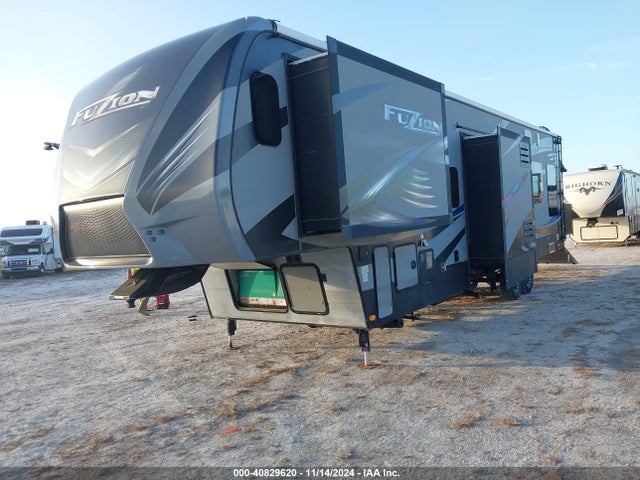 40829620 :رقم المزاد ، 4YDF37126FF810844 vin ، 2015 Keystone 38ft مزاد بيع