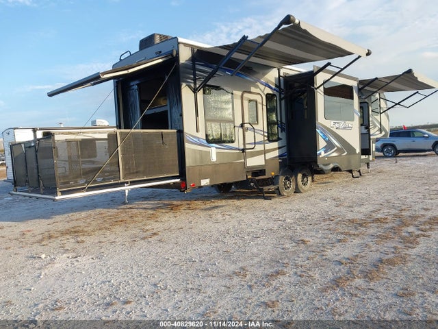 40829620 :رقم المزاد ، 4YDF37126FF810844 vin ، 2015 Keystone 38ft مزاد بيع