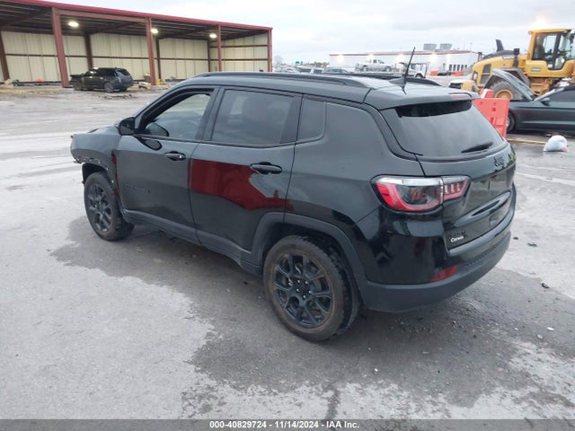 3C4NJDBB2NT194243 Jeep Compass Altitude 4x4