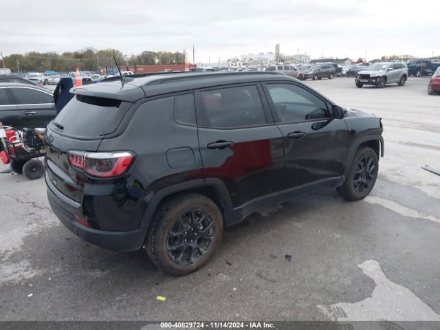 3C4NJDBB2NT194243 Jeep Compass Altitude 4x4