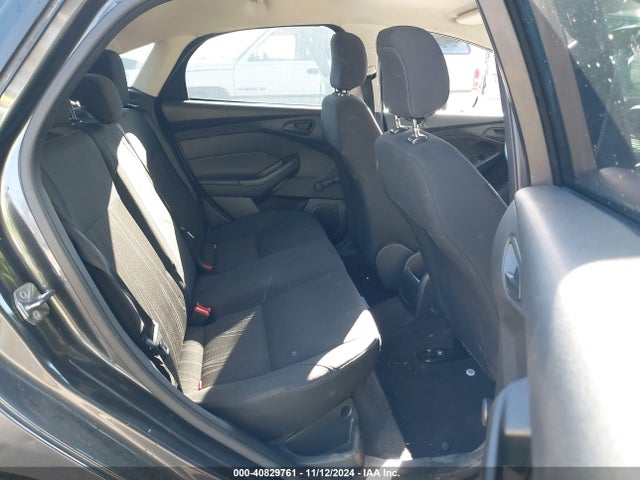 Ford FOCUS S 2017 1FADP3E21HL319366 Image 8