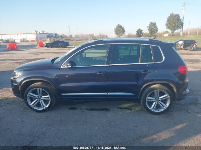 WVGBV7AX2GW609821 Volkswagen Tiguan R-line