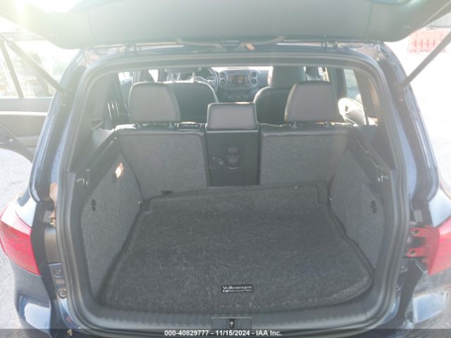 WVGBV7AX2GW609821 Volkswagen Tiguan R-line