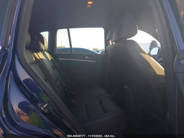 WVGBV7AX2GW609821 Volkswagen Tiguan R-line