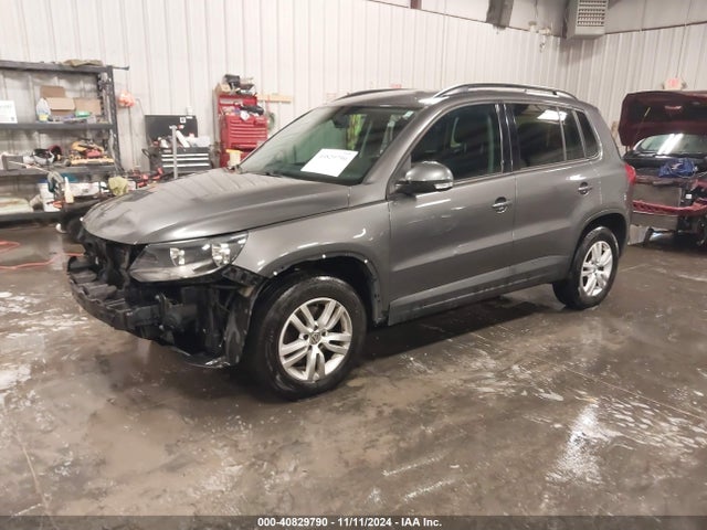 WVGBV7AX1FW503844 Volkswagen TIGUAN S