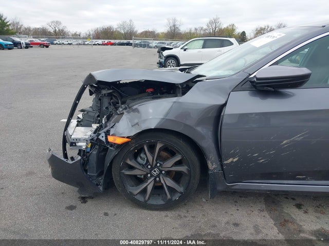 2HGFC2F81KH594527 Honda Civic Sport
