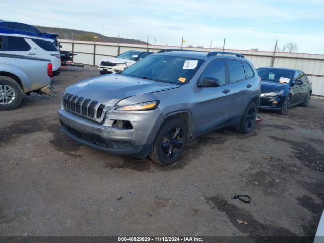 1C4PJLAB5HW660606 Jeep Cherokee Altitude Fwd