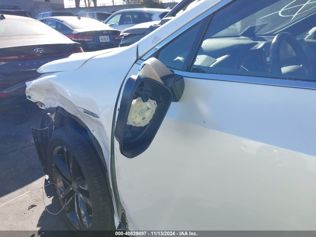 JTJHKCFZ6N2009153 Lexus Nx 450h+ Luxury
