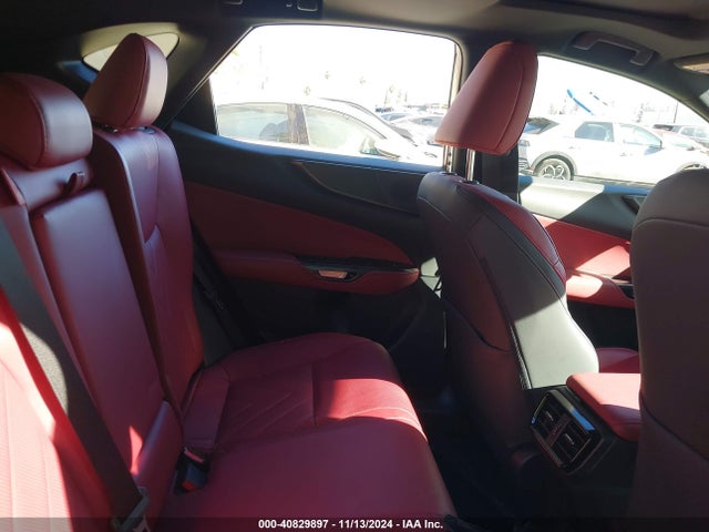 JTJHKCFZ6N2009153 Lexus Nx 450h+ Luxury