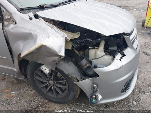 2C4RDGEG4HR754983 Dodge Grand Caravan Gt