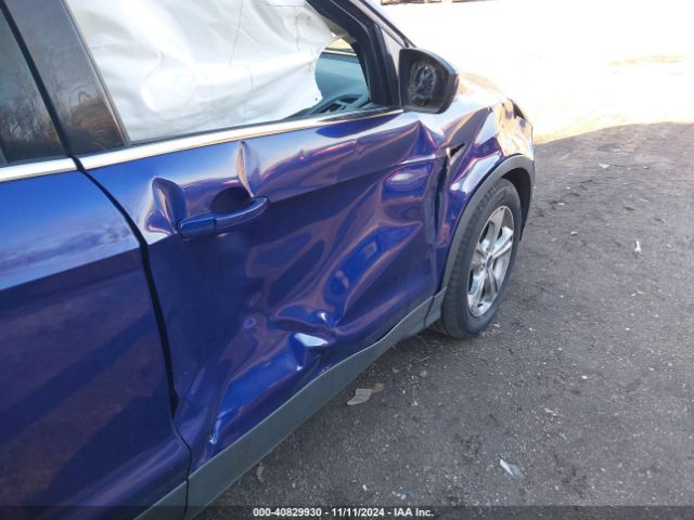 1FMCU0GX3EUB95401 Ford ESCAPE SE