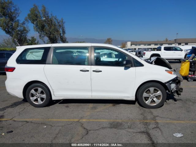 5TDZZ3DC3HS870546 Toyota Sienna L 7 Passenger