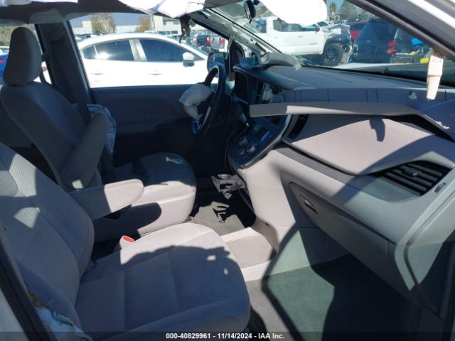 5TDZZ3DC3HS870546 Toyota Sienna L 7 Passenger