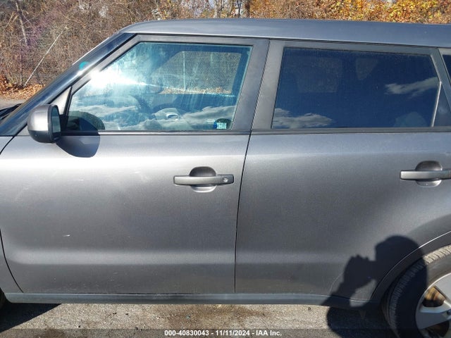 KIA Soul 2017 KNDJN2A20H7424086 Image 14