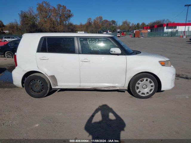 JTLZE4FE7FJ074039 Scion XB