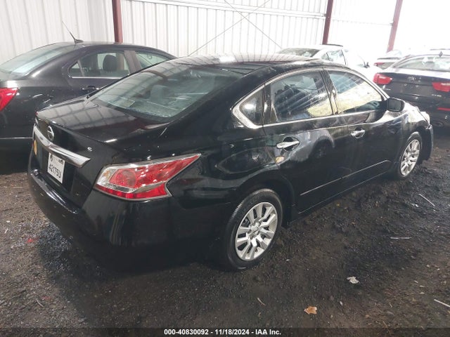 Nissan Altima 2.5 S 2015 1N4AL3AP7FC579445 Image 4