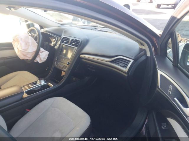3FA6P0HD7KR162567 Ford FUSION SE