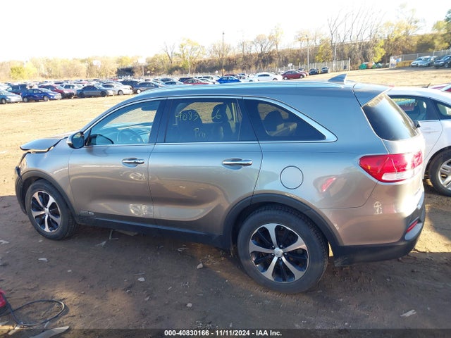 KIA Sorento 3.3l Ex 2016 5XYPHDA59GG161847 Image 14
