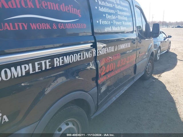 Ford Transit-150 2015 1FTYE1YM8FKB13046 Image 17