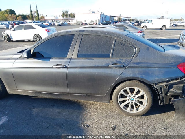 WBA8E1G58HNU14487 BMW 320i