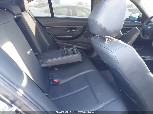 WBA8E1G58HNU14487 BMW 320i