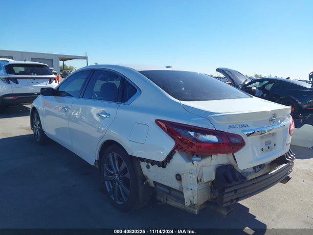 Nissan Altima 2.5 Sr 2018 1N4AL3AP5JC245231 Image 3