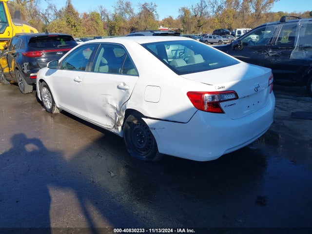 Toyota CAMRY LE 2014 4T4BF1FK5ER411014 Image 3
