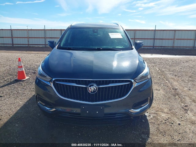 5GAEVBKW3JJ258241 Buick Enclave Premium