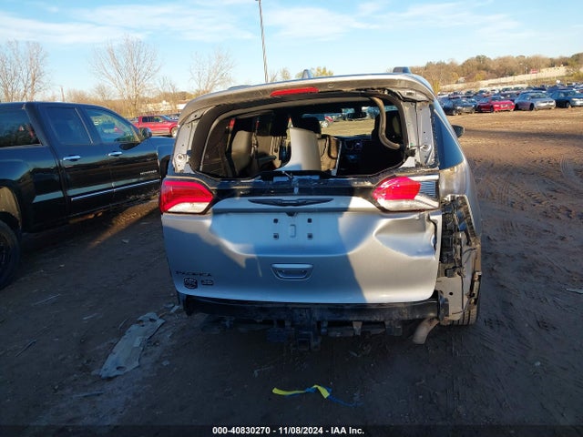 Chrysler Pacifica 35th Anniversary Touring L 2020 2C4RC1BG7LR116983 Image 17