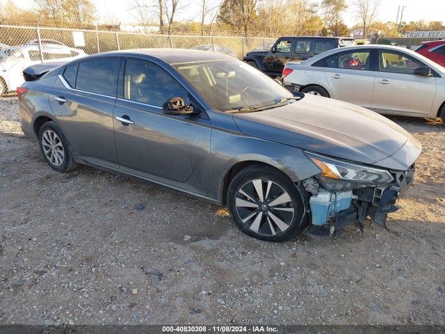 2019 1N4BL4EV9KC231532 головне зображення