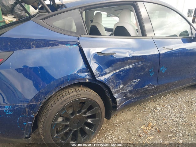 2021 TESLA MODEL Y 5YJYGDEEXMF080599 Photo 5