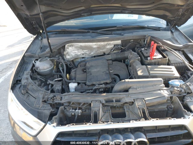 WA1BCCFS7JR004242 Audi Q3 2.0t Premium/2.0t Sport Premium