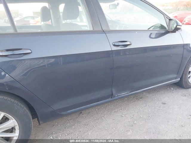 3VW217AU8GM025393 Volkswagen Golf Tsi S 4-door