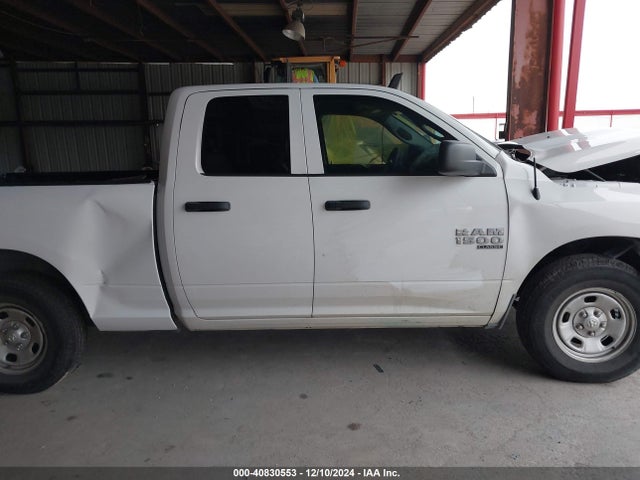 1C6RR7FG5NS139358 RAM 1500 Classic Tradesman  4x4 6'4 Box