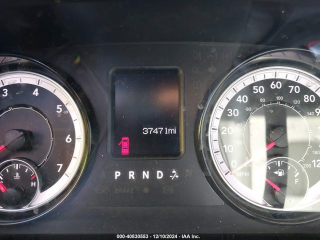 1C6RR7FG5NS139358 RAM 1500 Classic Tradesman  4x4 6'4 Box