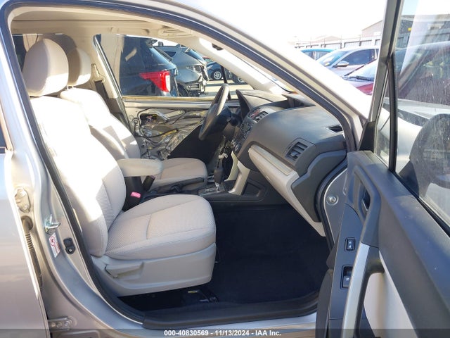 Subaru Forester 2.5i Premium 2015 JF2SJADC0FH402788 Image 5